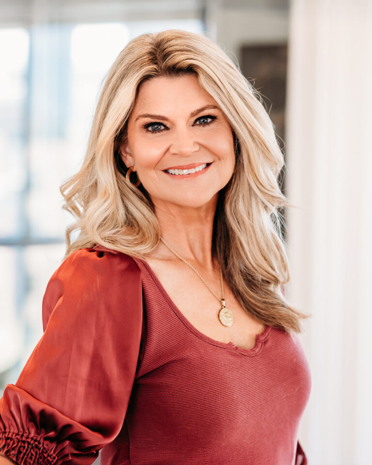 Brand Photoshoot for Laura Evans Media