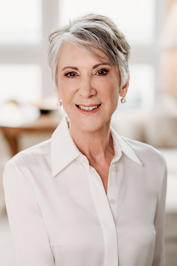 Carly Fiorina Executive Headshot Photos