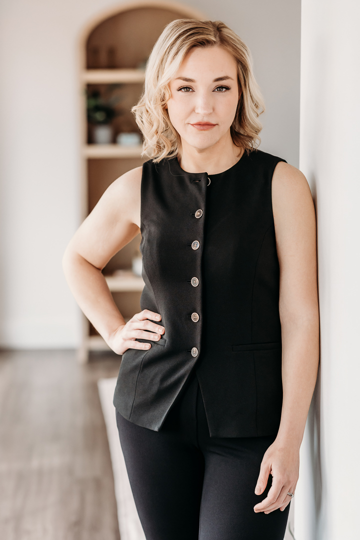 realtor modern headshot