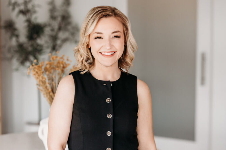 realtor modern headshot