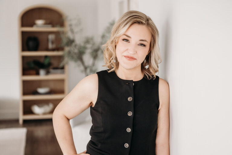 realtor modern headshot