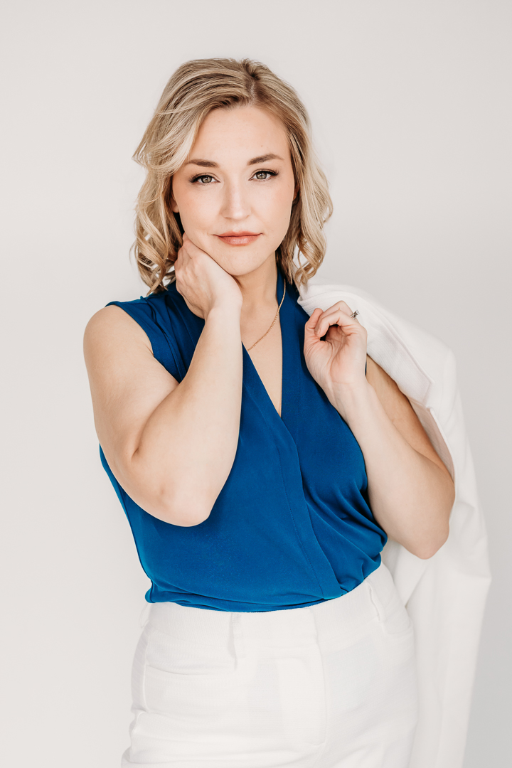 realtor modern headshot